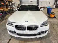 2013 BMW 750 photo