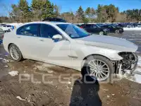 2013 BMW 750 фото