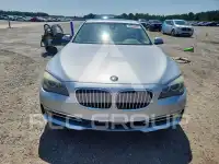 2013 BMW 750 photo