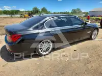 2013 BMW 750 фото