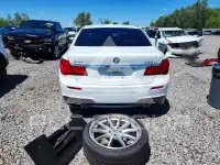 2013 BMW 750 фото
