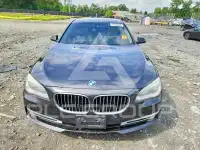 2013 BMW 750 фото