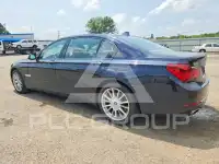 2013 BMW 750 фото