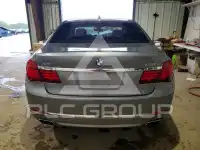 2013 BMW 750 photo