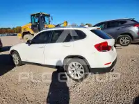2013 BMW X1 фото