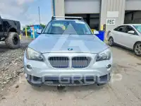 2013 BMW X1 фото