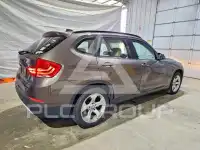 2013 BMW X1 фото