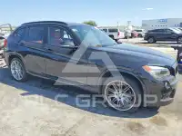 2013 BMW X1 фото