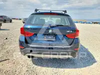 2013 BMW X1 фото