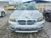 2013 BMW X1 фото