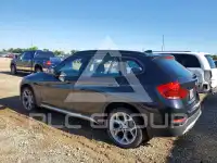 2013 BMW X1 фото