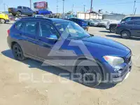 2013 BMW X1 фото