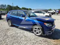 2013 BMW X1 фото