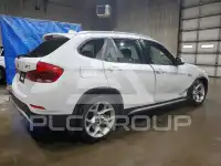 2013 BMW X1 фото