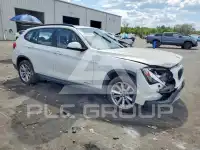 2013 BMW X1 фото