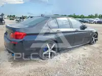 2013 BMW 550 фото