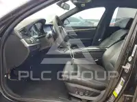2013 BMW 550 фото