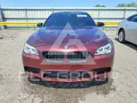 2013 BMW M5 фото
