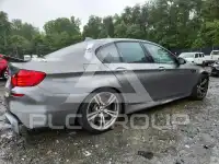 2013 BMW M5 photo