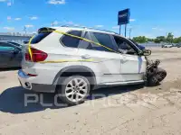 2013 BMW X5 фото
