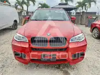 2013 BMW X5 фото