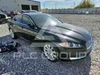 2013 Jaguar XF фото