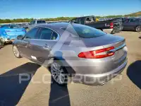2013 Jaguar XF photo