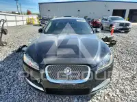 2013 Jaguar XF фото