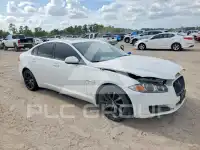 2013 Jaguar XF фото