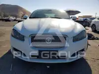 2013 Jaguar XF photo
