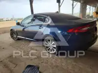 2013 Jaguar XF photo