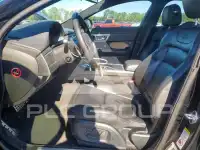 2013 Jaguar XF фото