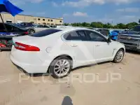 2013 Jaguar XF photo