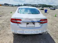 2013 Jaguar XF фото