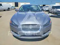 2013 Jaguar XF photo
