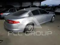 2013 Jaguar XF фото