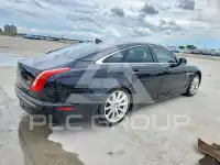 2013 Jaguar XJ photo