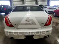 2013 Jaguar XJ photo