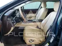 2013 Jaguar XJ photo
