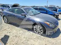 2013 Infinity G37 photo