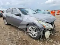 2013 Infinity G37 photo