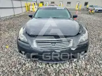 2013 Infinity G37 photo