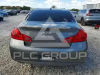 2013 Infinity G37 photo