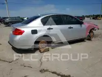 2013 Infinity G37 photo