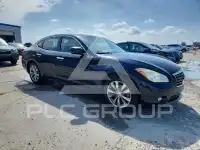 2013 Infinity M37 photo