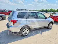 2013 Subaru Forester photo