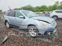 2013 Subaru Outback photo