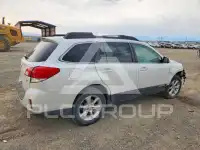2013 Subaru Outback photo