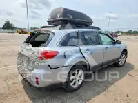 2013 Subaru Outback photo