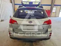 2013 Subaru Outback фото